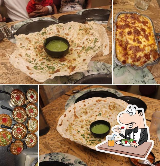 Food at Tubed Courtyard-The Melting Spot