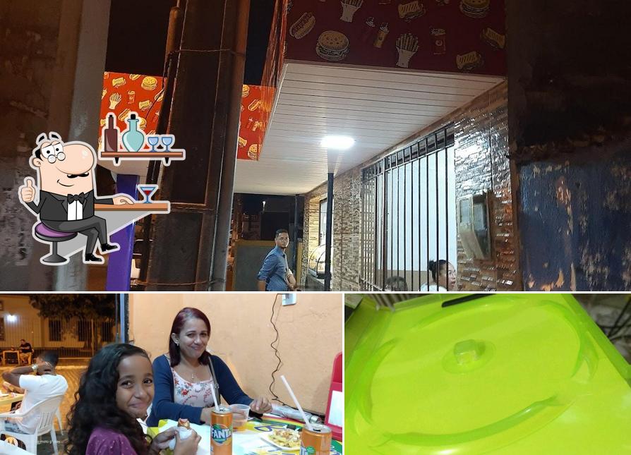 Veja imagens do interior do Batatinha Do Célio Lanchonete E Hamburgueria