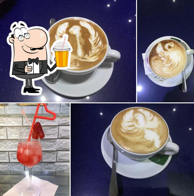 Goditi un drink a CHUPA CHUPA bar