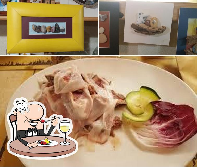 La foto di cibo e interni da Agritur Il Favo