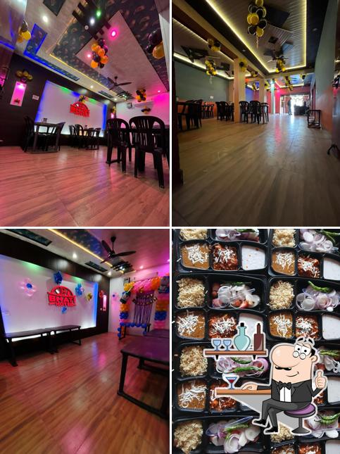 The interior of BHATI HOTEL AND RESTAURANT