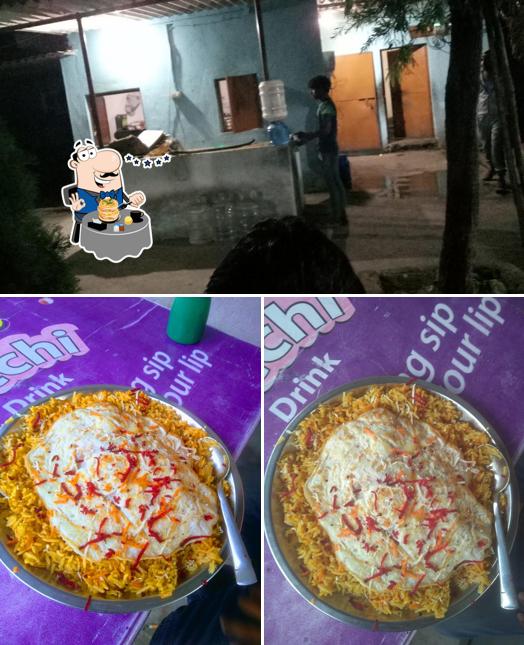 Among various things one can find food and interior at Chhotu Dhaba