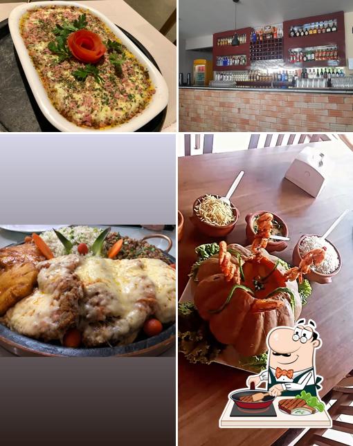Escolha pratos de carne no Fornalha Grill