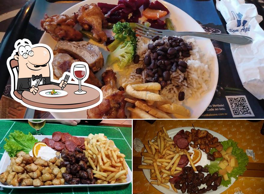 Comida em Mini Kalzone Capitão Gourmet