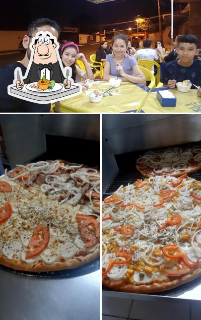 Esta é a ilustração ilustrando comida e mesa de jantar a Primu’s Pizzaria e Sorveteria
