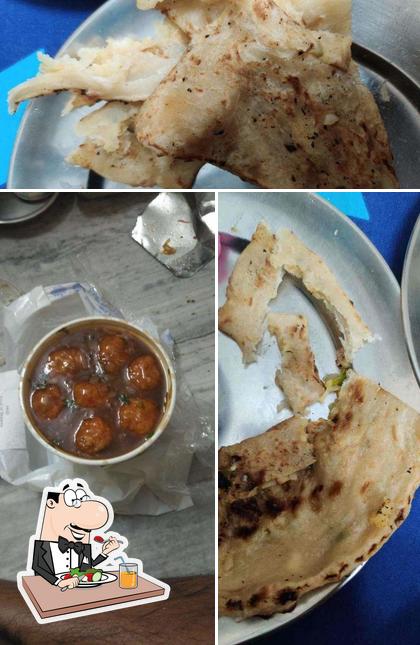 Food at Food of Dreams by Punjabi Angithi