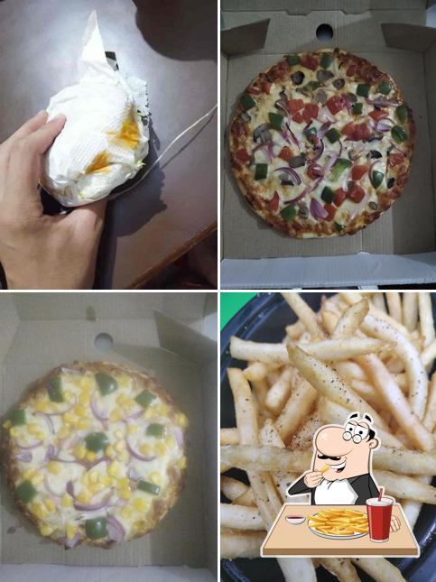 French fries at HUNGER FOR PIZZA
