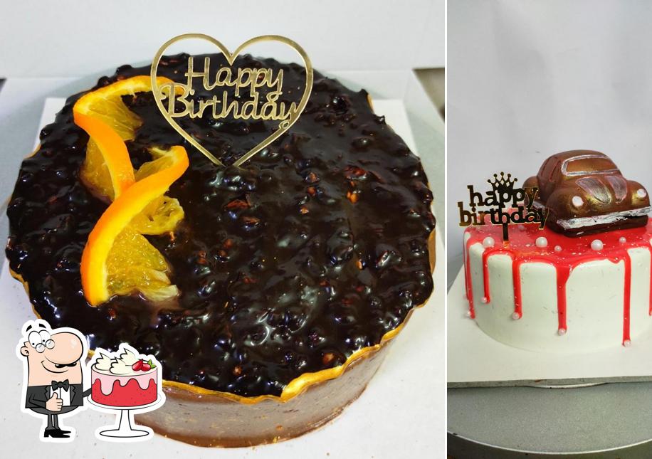 Look at this image of John's cakes