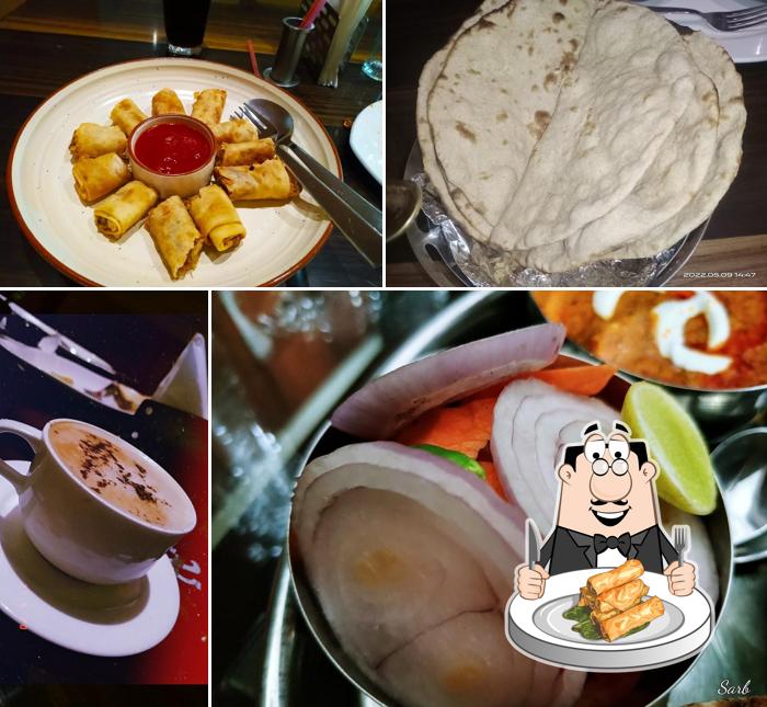 Spring rolls at Red Apple Hotel