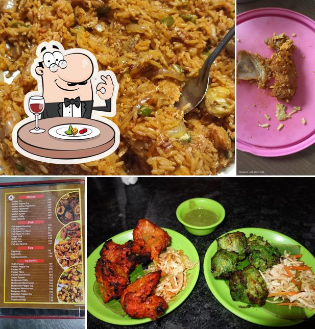 Food at Sri Chamundeshwari Donne Biriyani Center