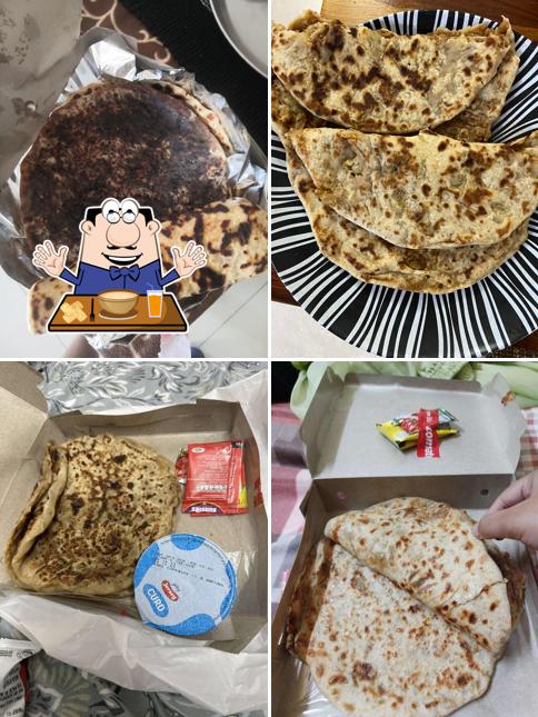 Food at Parathawala