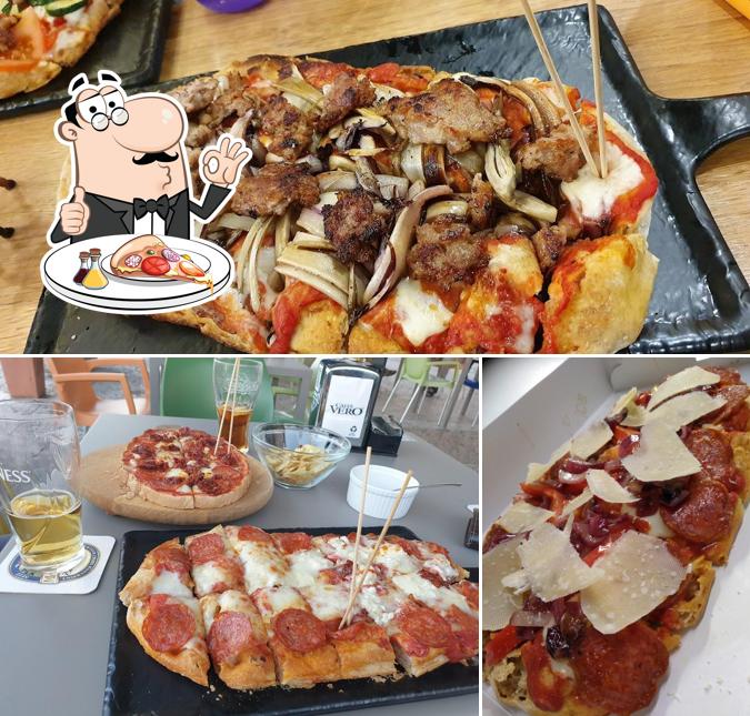 Prenditi una pizza a Cafetin Caffé Centrale