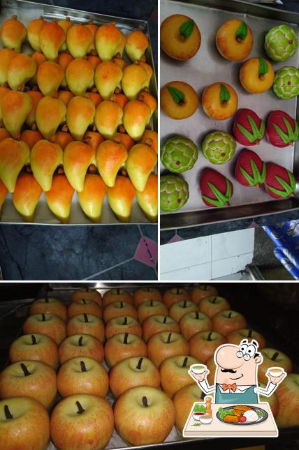 Food at Bhakta Hanuman Sweets