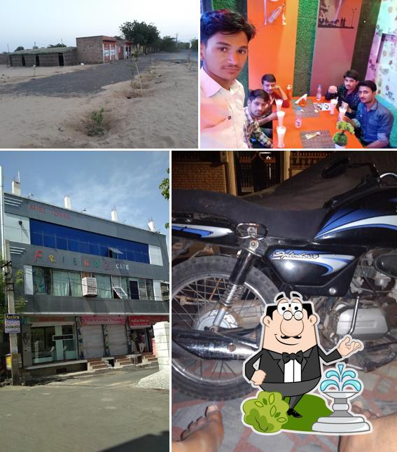 The exterior of Friendz Cafe Barmer