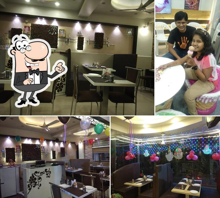 The interior of Hotel Delhi Darbar