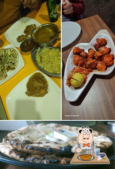 Chicken wings at Sainik Chicken Corner