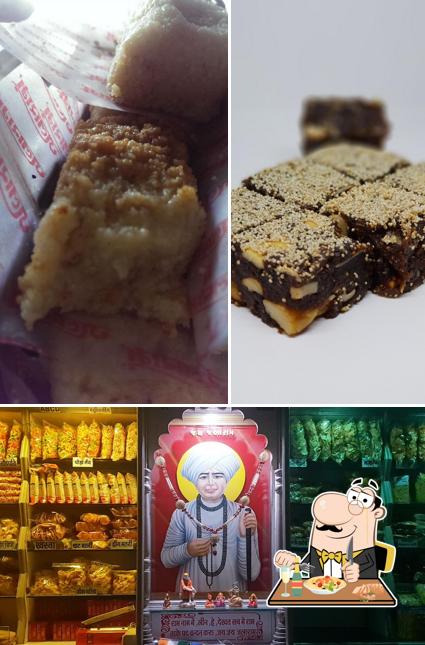 Food at JALARAM SWEETS