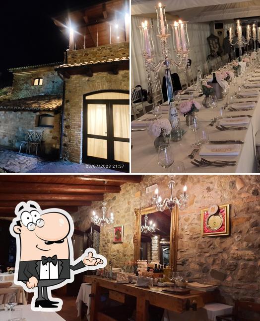Siediti a un tavolo di La Cascina 1899