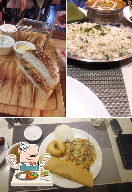 Food at New Kadimi Restaurant