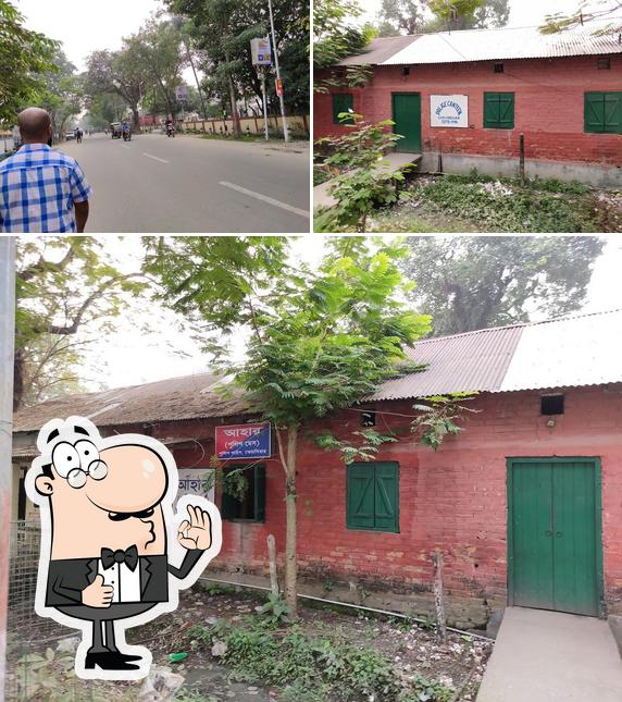 Look at the photo of Police Canteen