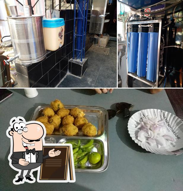Among various things one can find exterior and food at Ambica Dalwada Centre puff