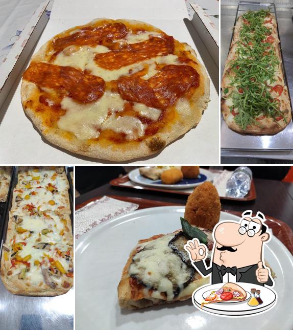 Prenditi una pizza a Un Mondo di Pizza by Minniti