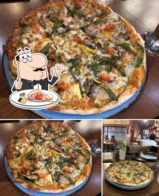 Try out pizza at UNO Pizzeria & Grill - City Centre New Town