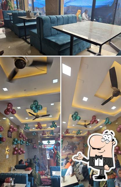 श्री जी delights family Restaurant