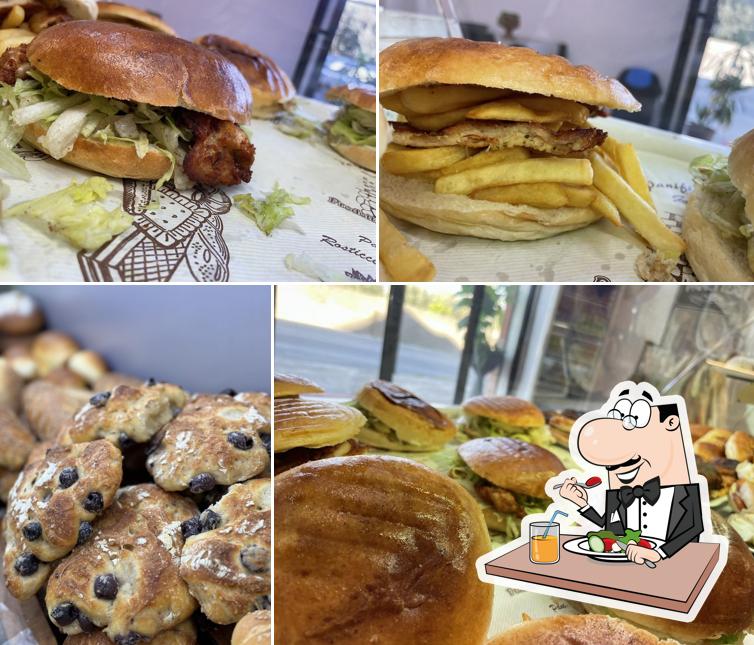 Panino con maiale stirato al Panificio Scalavino Pane e dolci tradizioni