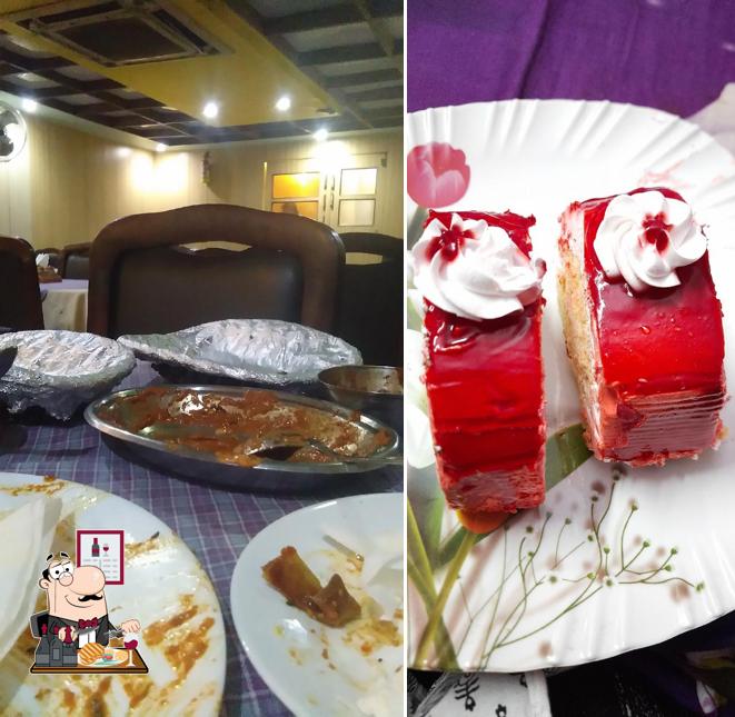 Try out meat dishes at Rita Restaurant