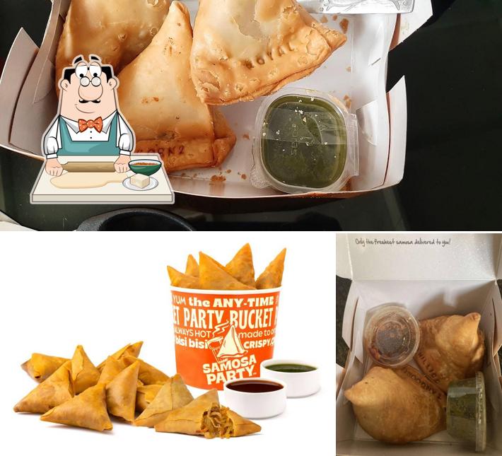 Samosa at Samosa Party Sector 56