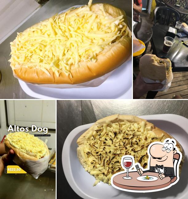 Comida em Altos Dog