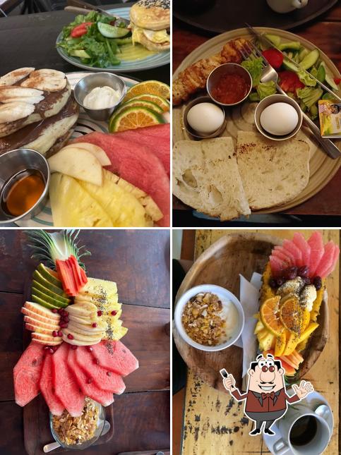 Meals at InDa Hotel
