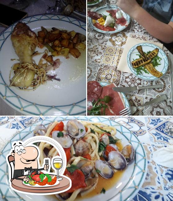 O' Peperoncino offre un'ampia gamma di prodotti di cucina di mare