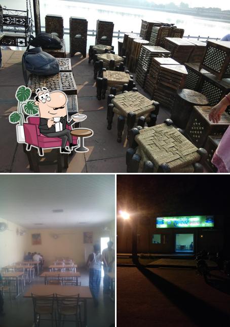Check out how Satkar Bhojanalaya looks inside