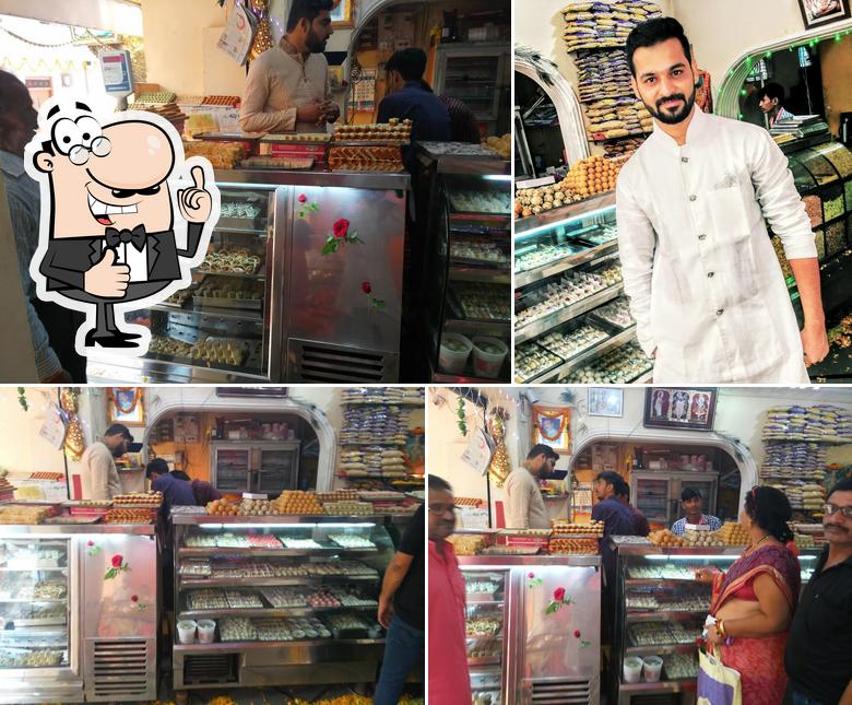 Banshi Misthan Bhandar