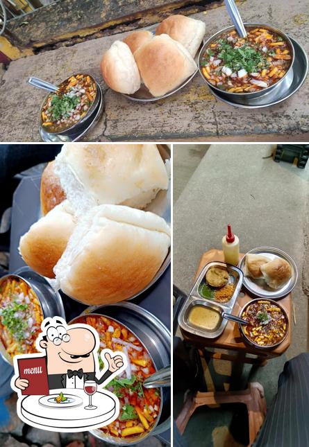 Food at Chaan Chavdaar Misal