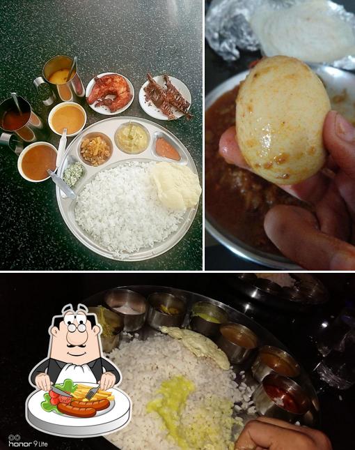 Food at Hotel Al Jafna
