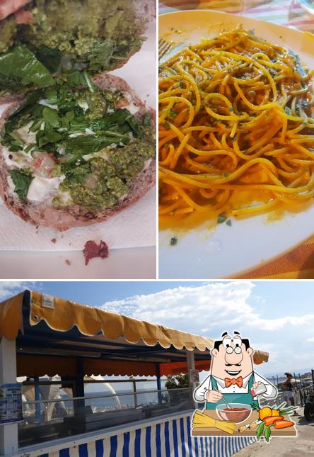 Spaghetti alla bolognese al Stabilimento Balneare Blumarine