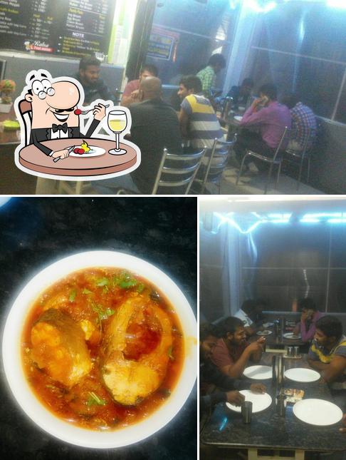 Food at Hyderabadi Bawarchi