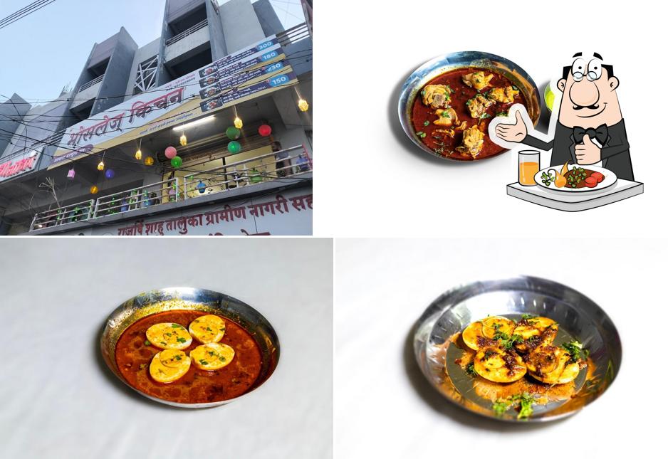 Food at भोसलेज् किचन