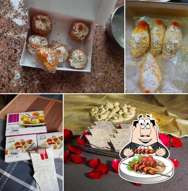 Food at Karachi Sweet Mart