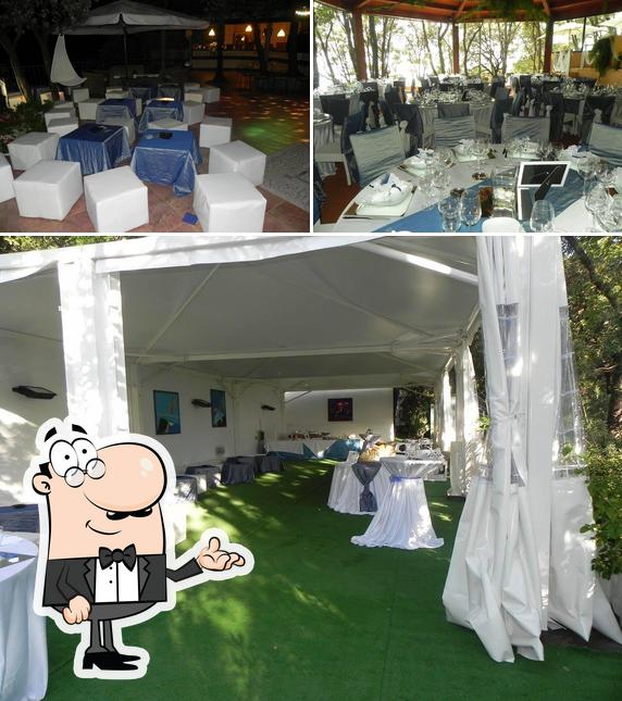 Siediti a un tavolo di Santojanni Lounge Beach - Maratea