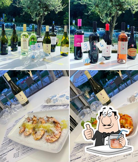 Goditi un drink dal menu
