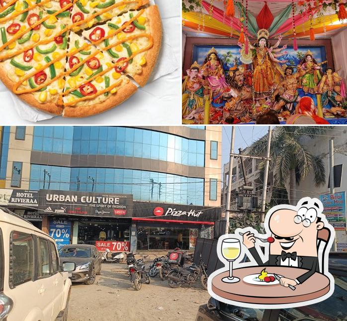 Pizza Hut Hotel Reviera, Rudrapur is distinguished by food and exterior