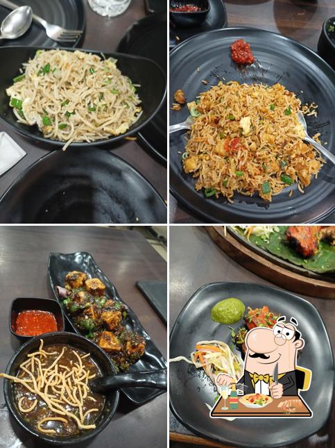 90 FT CHINESE & PIZZAS