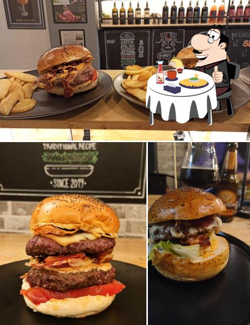 Prova un hamburger a Tavernacolo Cosenza