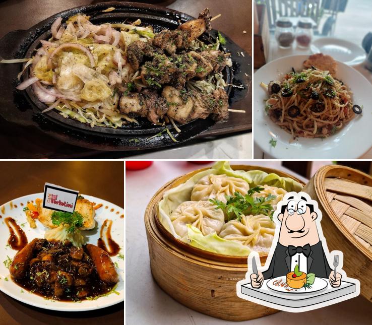 Food at Café Porkotinii