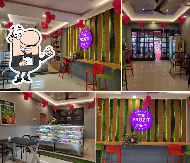 The interior of FROZIT- Bakery & Cafe