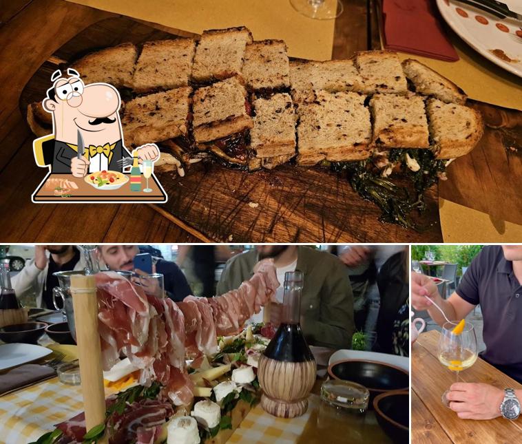 La foto della cibo e interni di La vineria senza cucina Portici